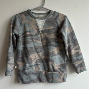 Faded Camo Childhoods Pullover 4T